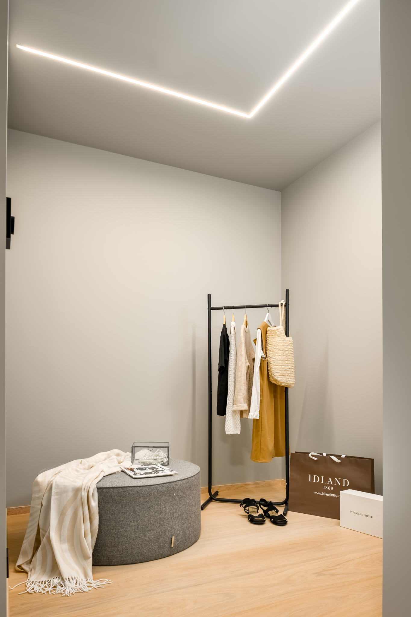 2etg Soverom Garderobe